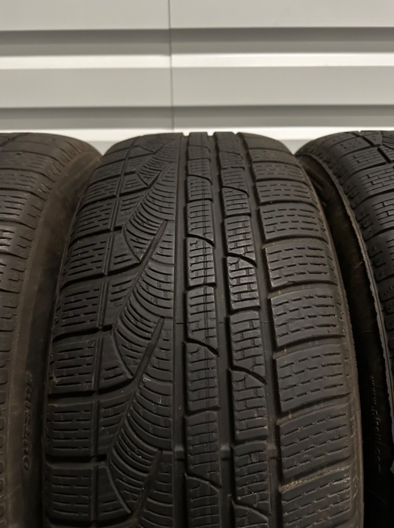 Sada pneu 245/50/18 PIRELLI - 4