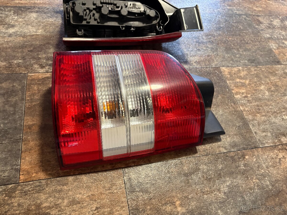 Zadní světla VW T5.1 - 4