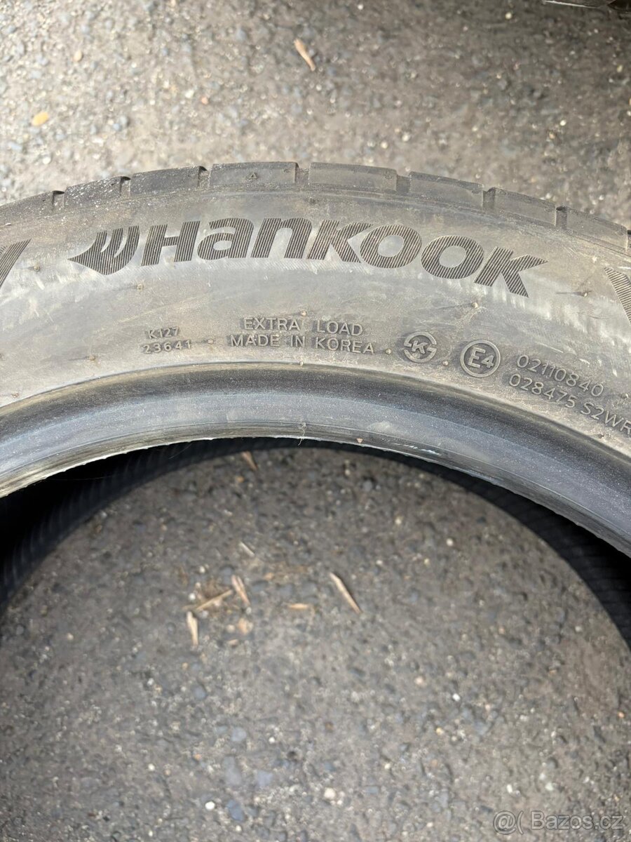 255/45ZR19 104Y - 4