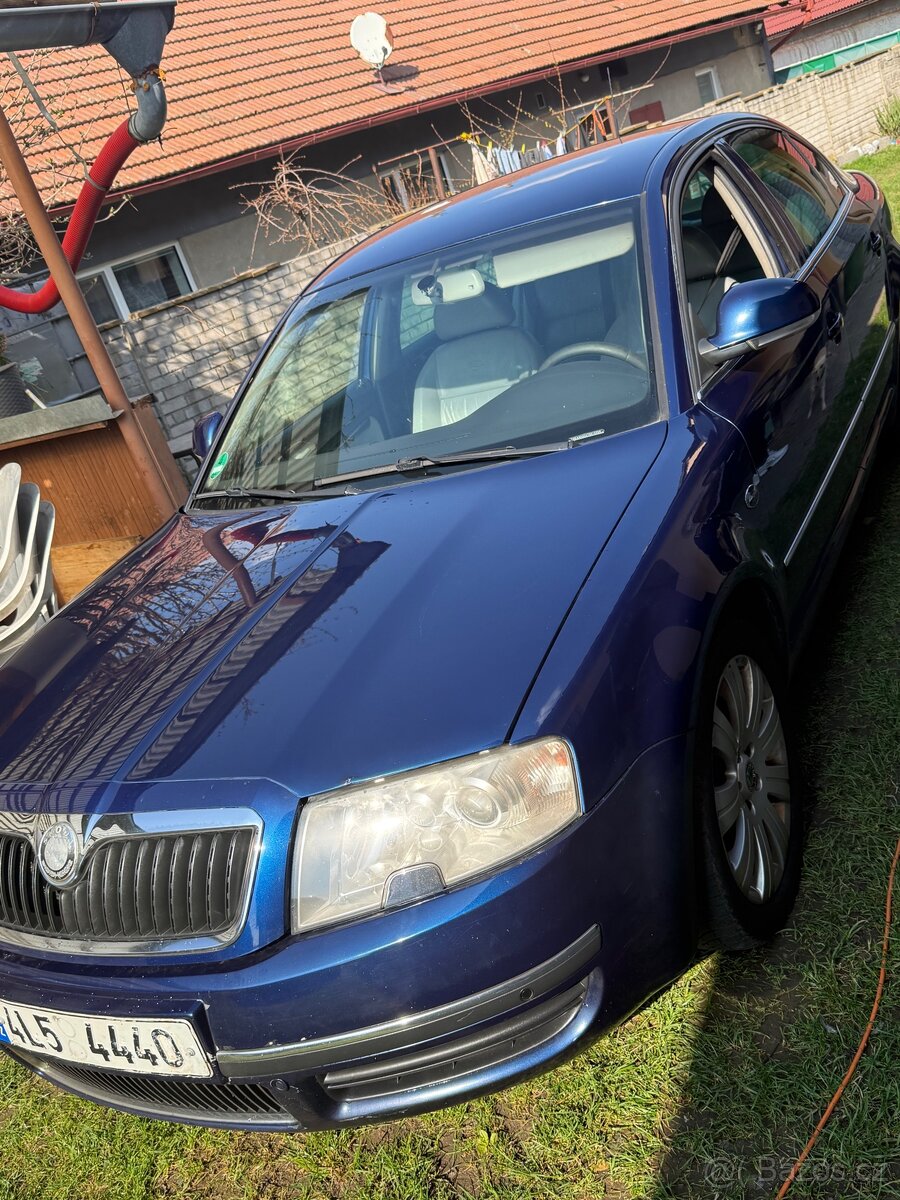 Škoda Superb - 4