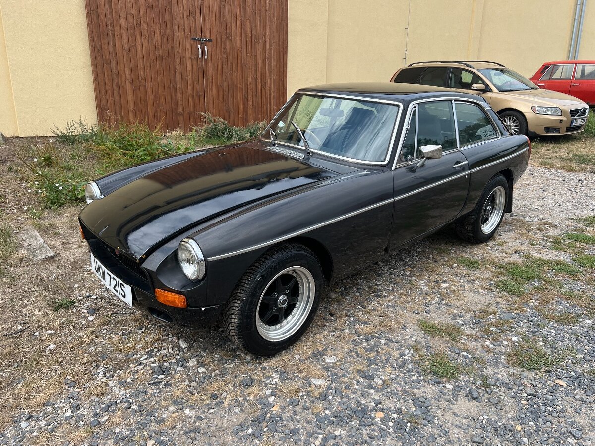 MGB GT 1800 - 4
