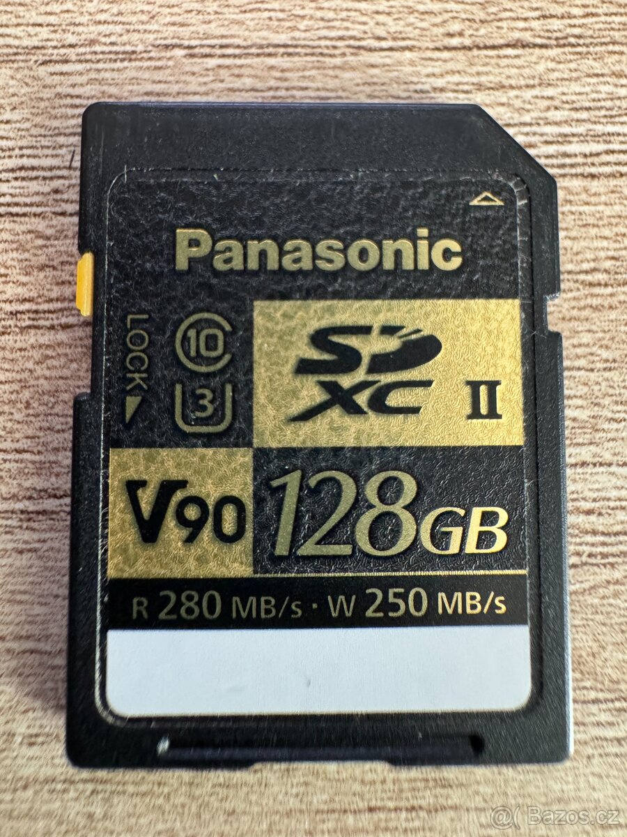 SD karta Kingston Canvas React Plus 256GB (300 MB/s) - 4