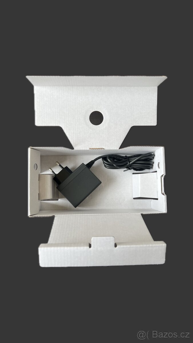 Nintendo Switch Lite Hyrule Edition + Kingdome Come + Hogwar - 4