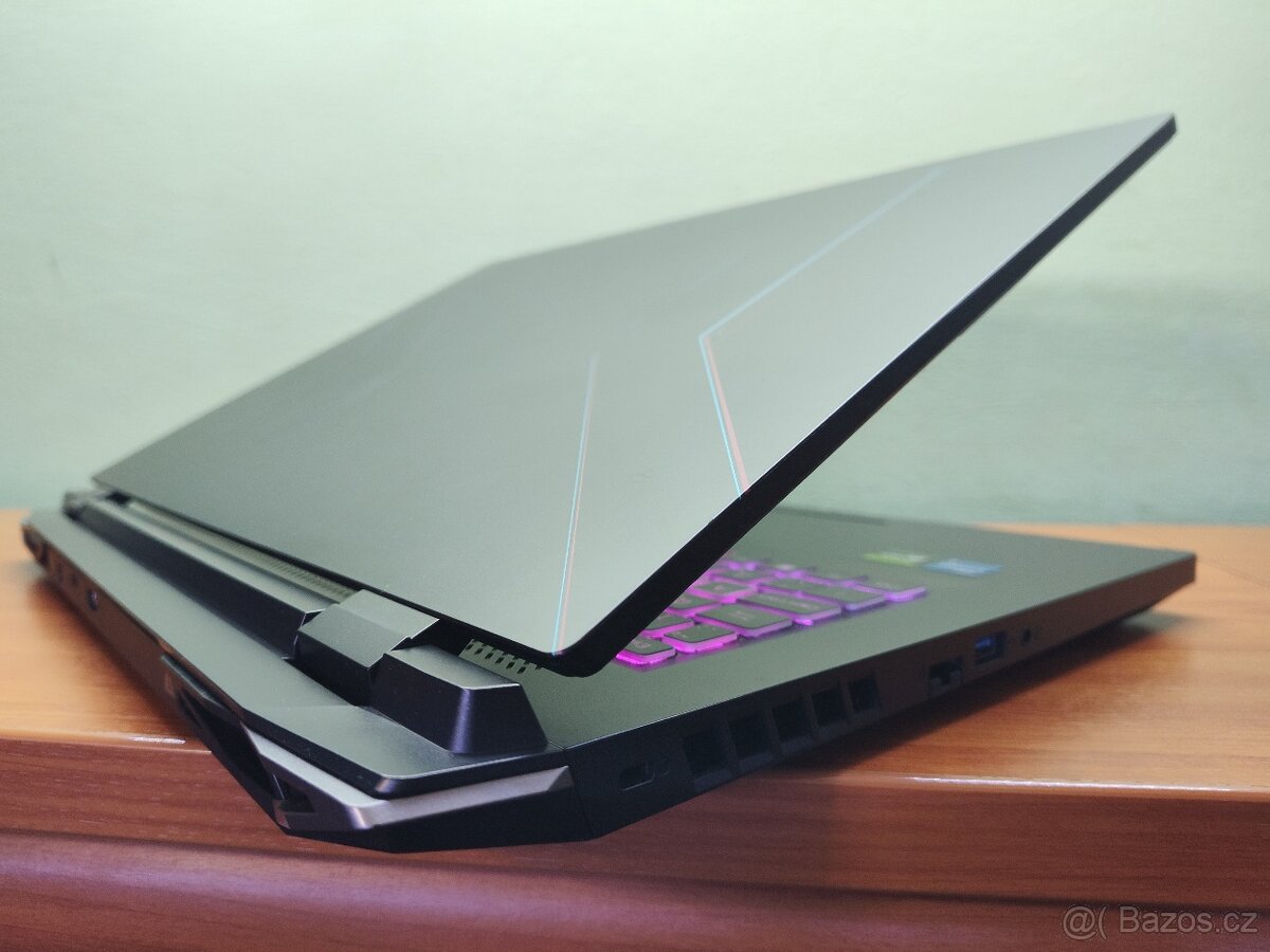 17 Velký Nitro 5,RTX-140w,i5-12gen,DDR5,1TB,RGB. - 4