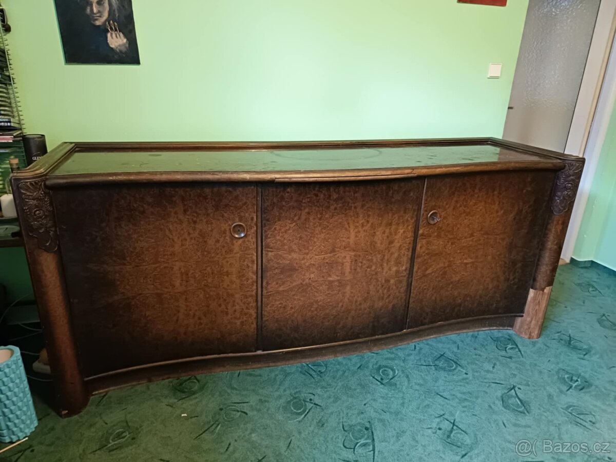 Starožitný nábytek - 4