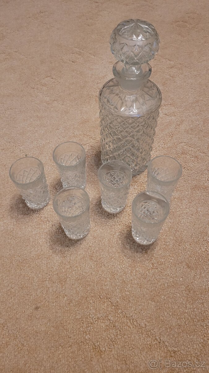 Karafa se 6 skenicemi - 4