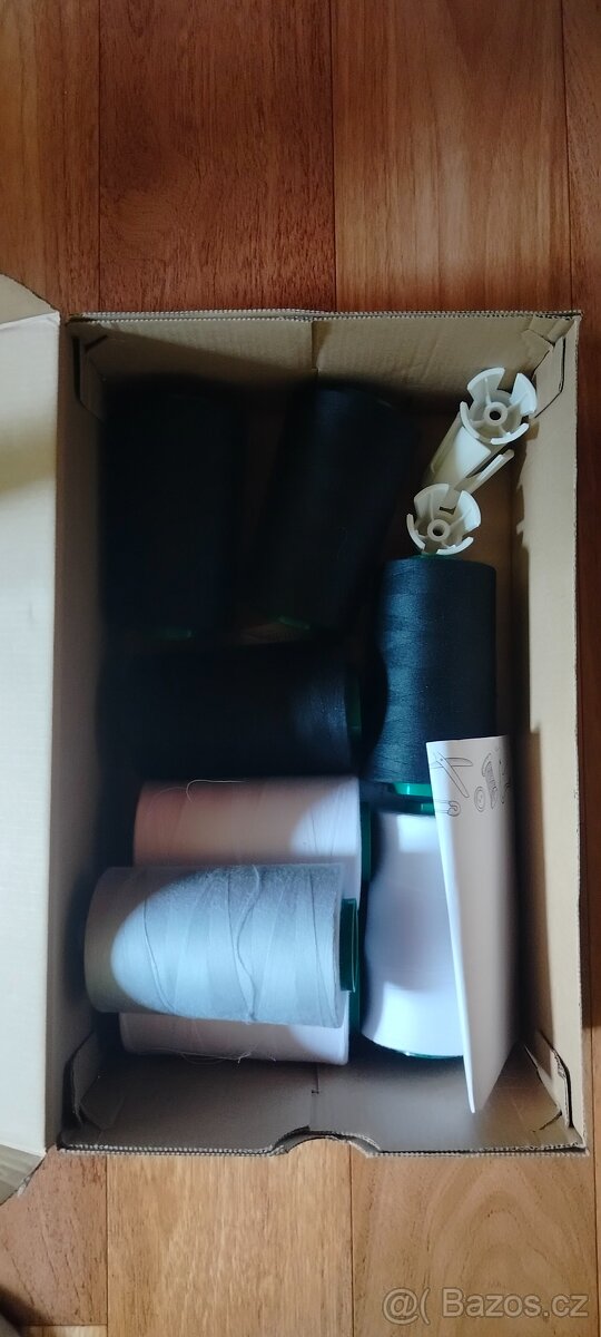 Overlock Lada 700d - 4