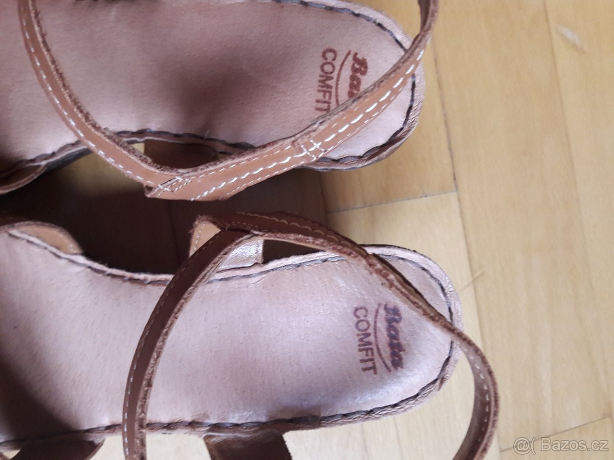 Prodám dámské letní boty BAŤA vel.39 - 4