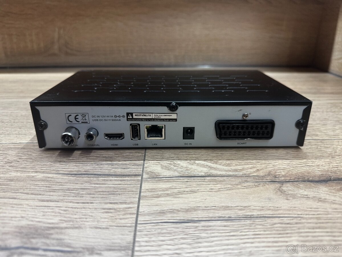 Set-top box DVB-T2 "Tesla Senior T2" černý s příslušenství - 4