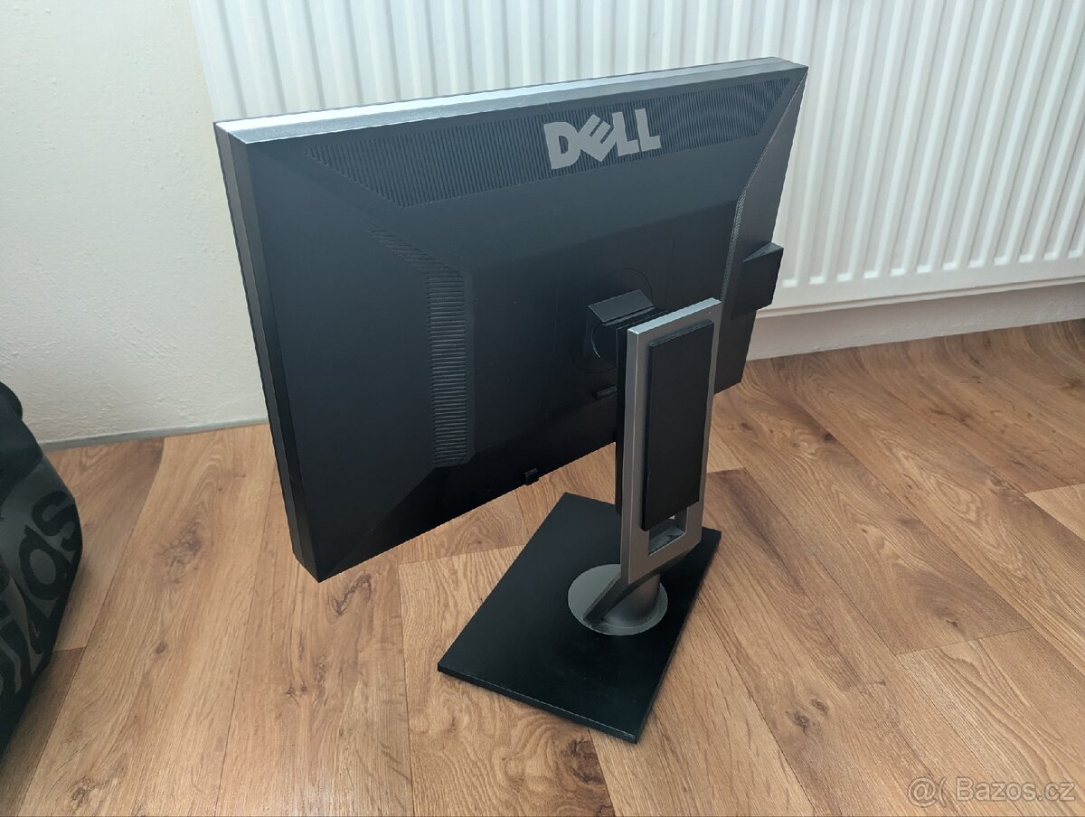 Dell UltraSharp 2209WA - 4