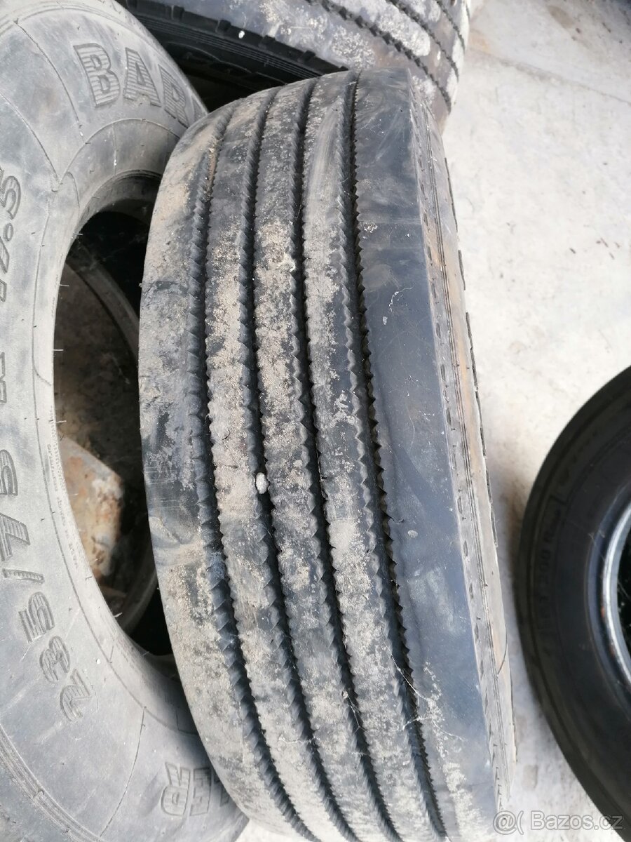 Pneu 235/75 R17, 5 - 4