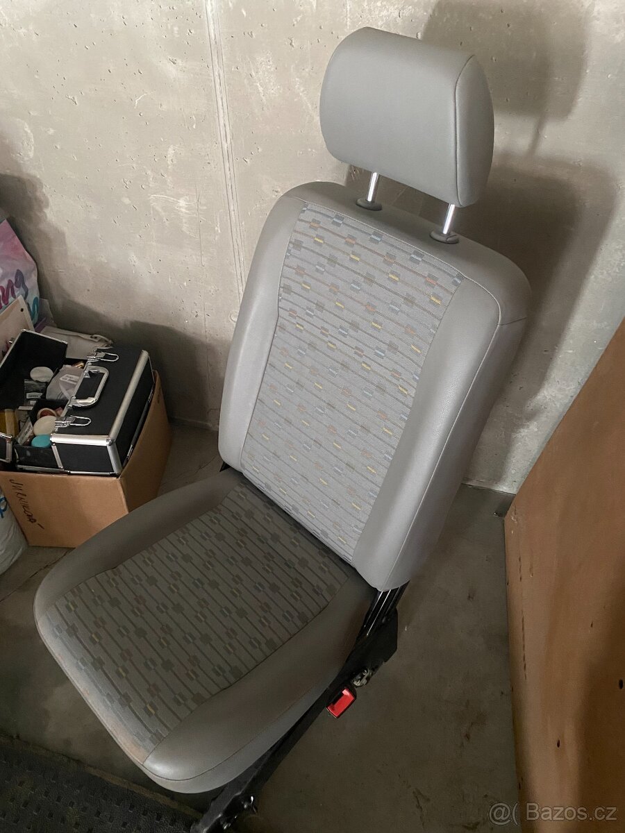 Originál sedadlo VW T5 Long druhá řada, sklápěcí, sólo - 4