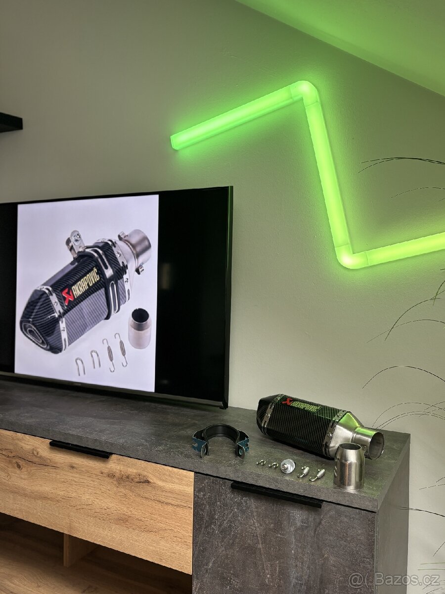 Sportovní koncovka výfuku na motorku Akrapovič 310mm karbon - 4