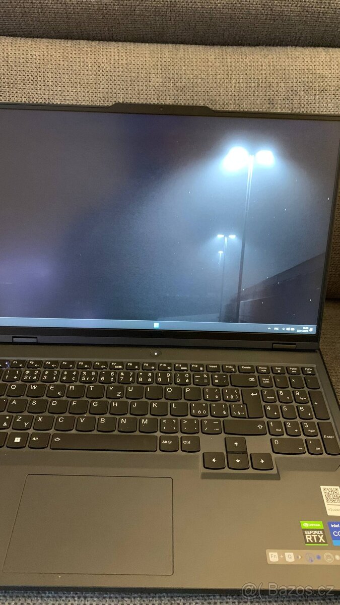 legion pro 5 16irx8 - 4