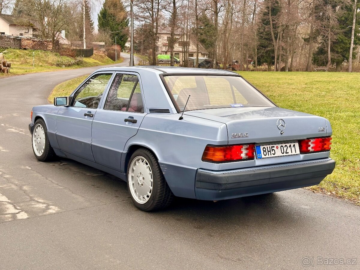 Mercedes Benz w201 190e 1.8 automat - 4