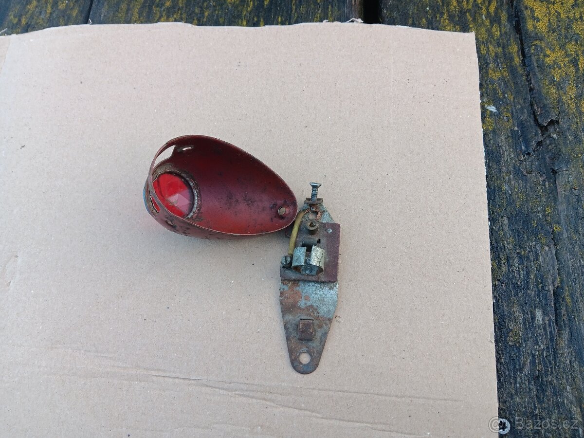 jawa čz zadní slětlo - 4