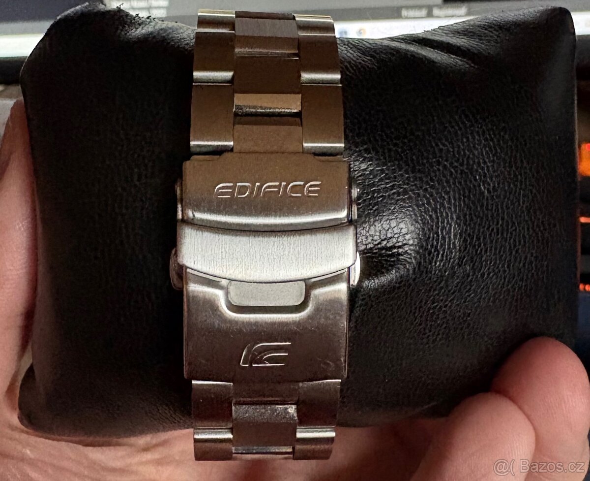 Casio Edifice EF-527D-3AVUEF - 4