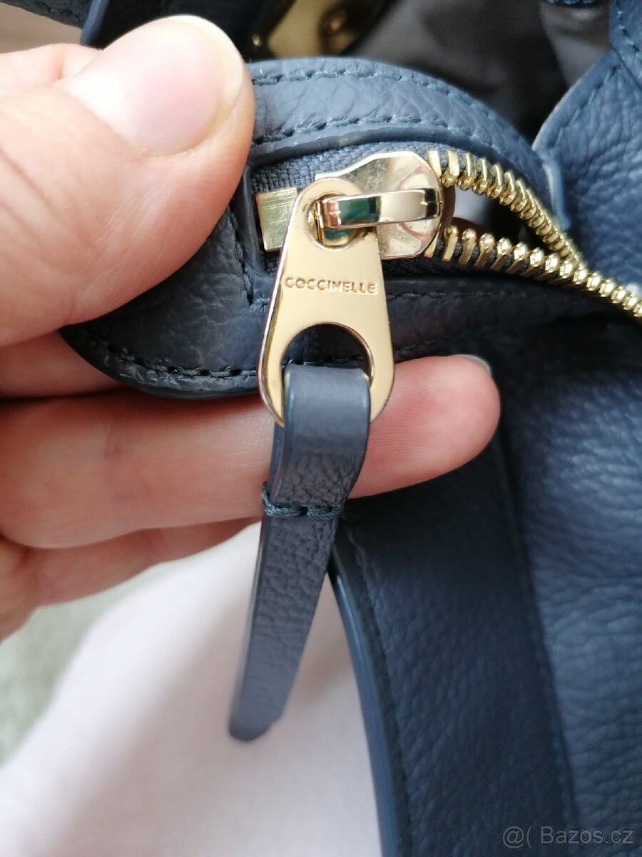 Kožená kabelka Coccinelle - 4