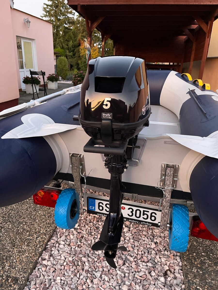 Motorový nafukovací člun - 4