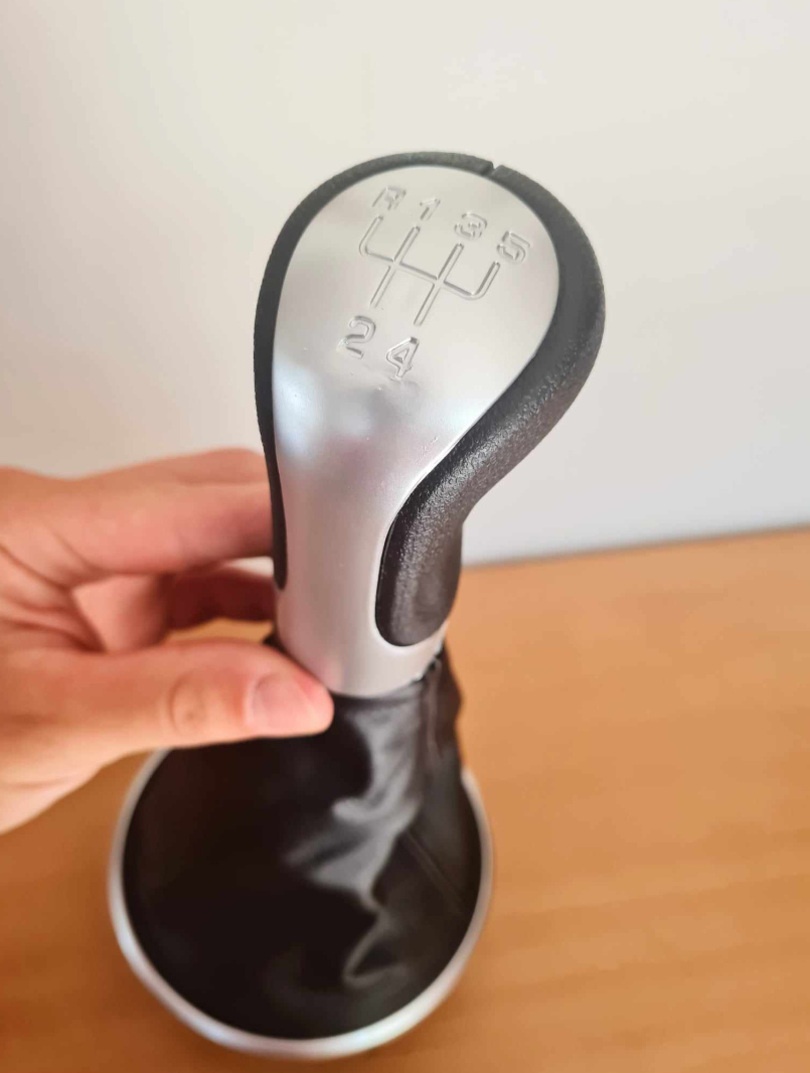 Radiaca páka pre ŠKODA FABIA 2 - 4