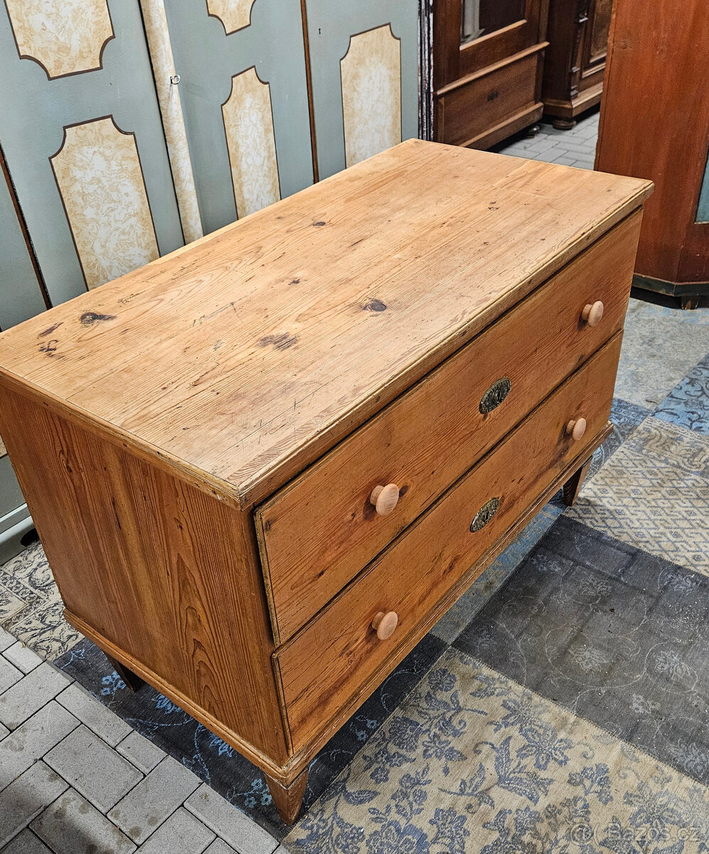 šupliková komoda - 4