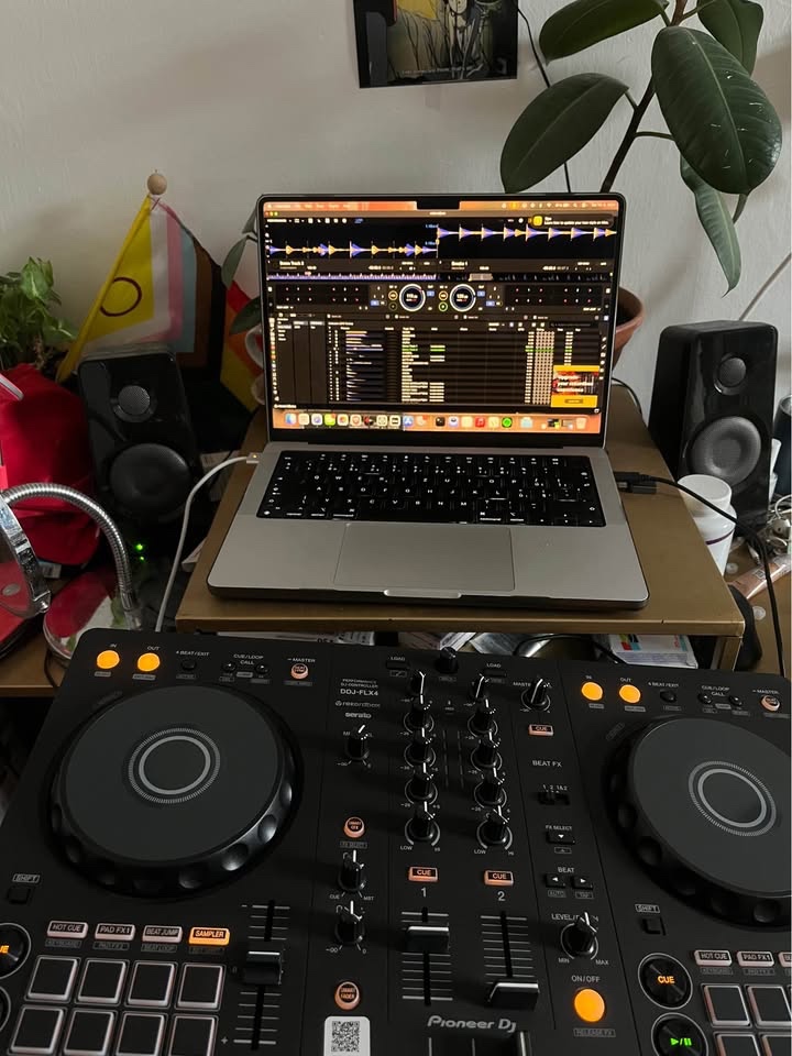 Pioneer DJ DDJ-FLX4 – jako nový - 4