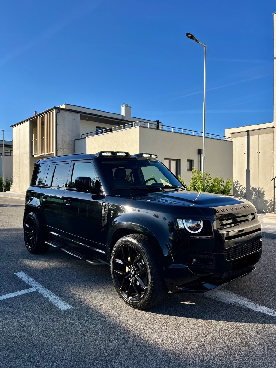 Land Rover Defender Limited