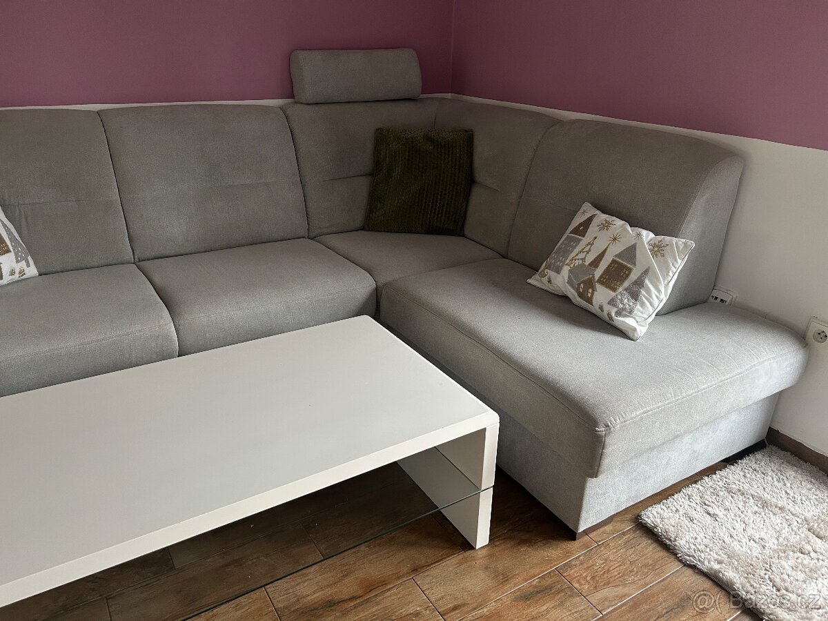 Rohová sedací souprava a stolek - 4
