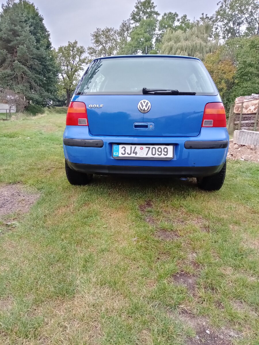 Prodám Volkswagen golf - 4