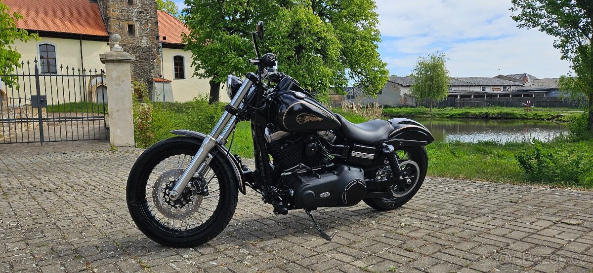 Harley Davidson-Dyna Street Bob - 4