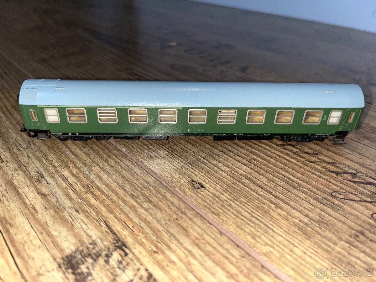 Osobní vozy klasické stavby - 4