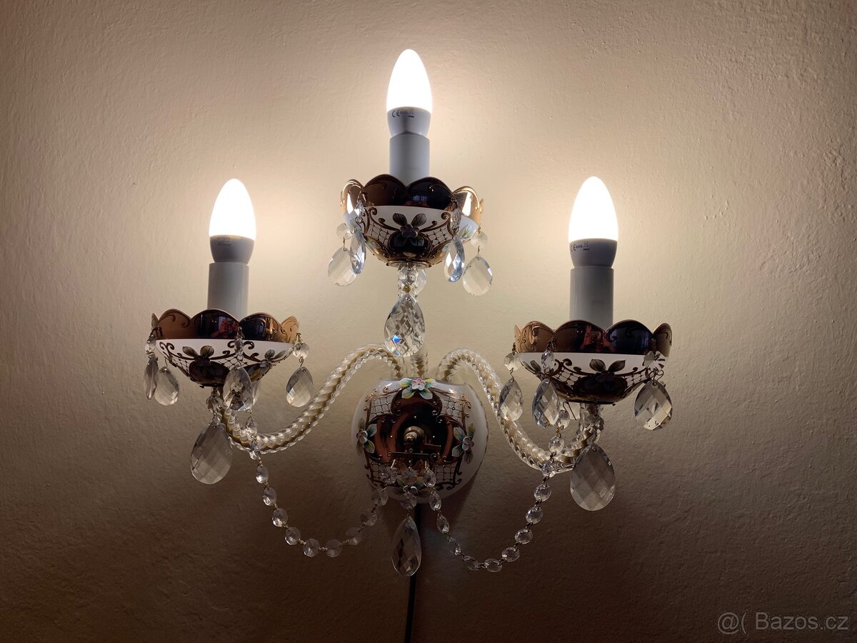 Klasický křišťálový lustr a lampička - 4