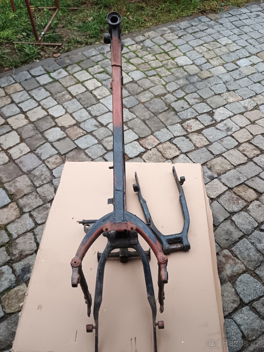 Rám na JAWA/ČZ 250 - 4