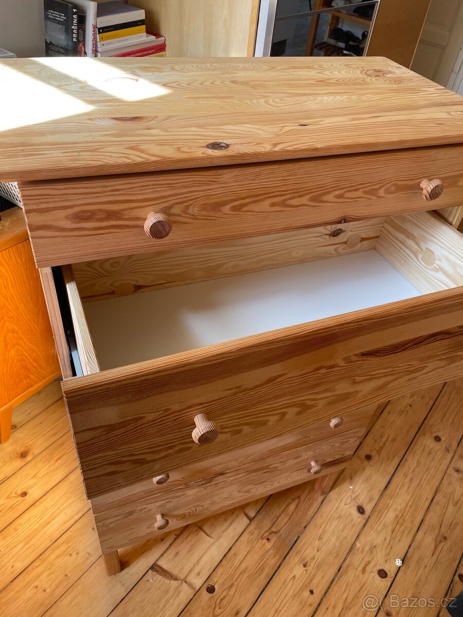 Komoda se šuplíky - 4