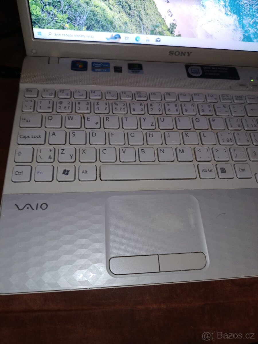 Sony VAIO – i3 / GeForce grafika / funkční - 4