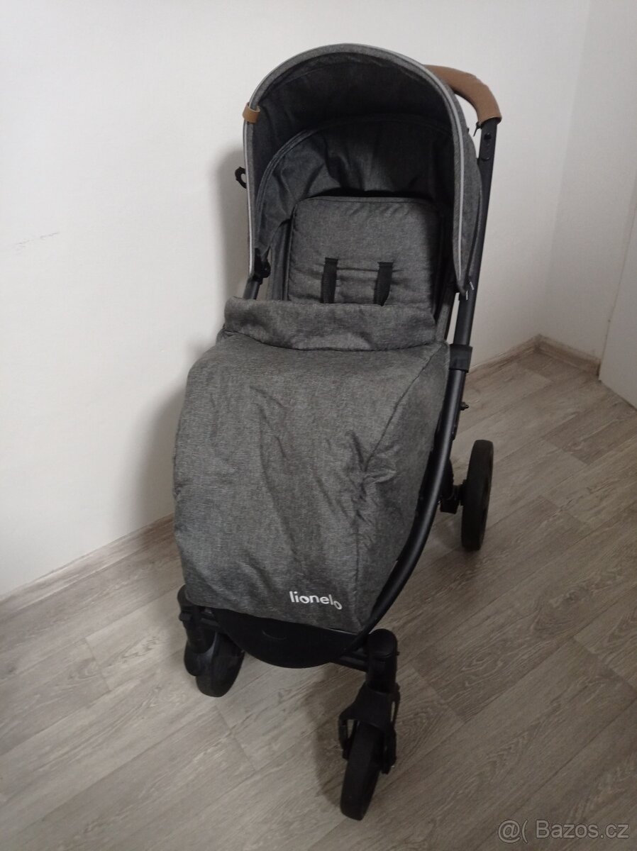 Kočárek Lionelo - 4