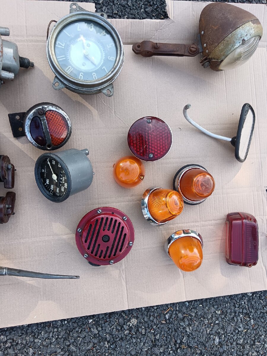 Díly Jawa ČZ Tatra Praga Škoda Aero - 4