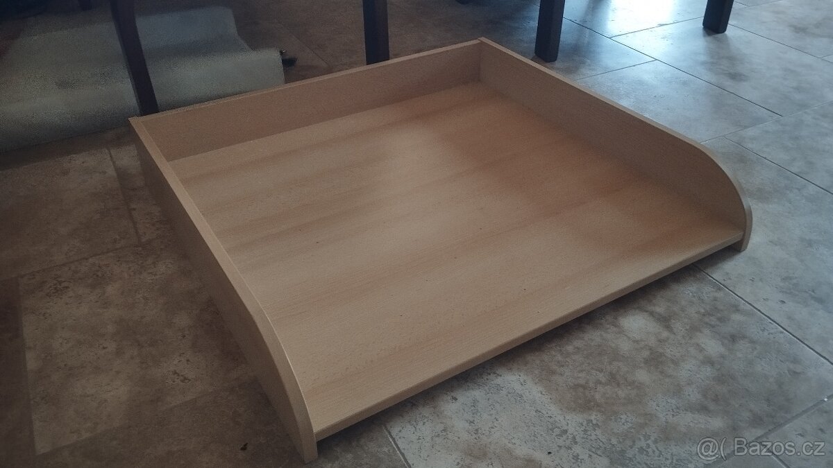 Přebalovací pult - 4