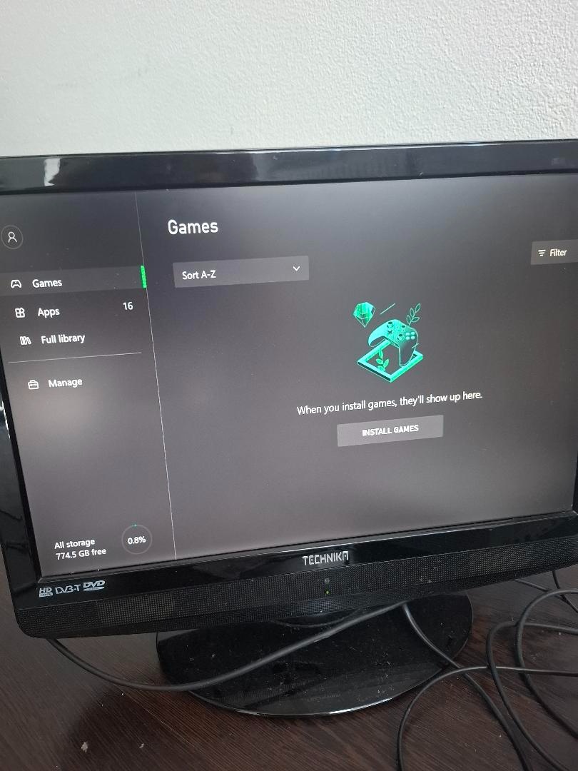 Xbox One S 1TB čti popis - 4