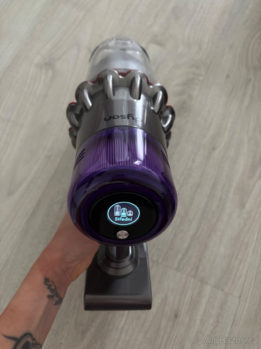 Vysavač Dyson - 4