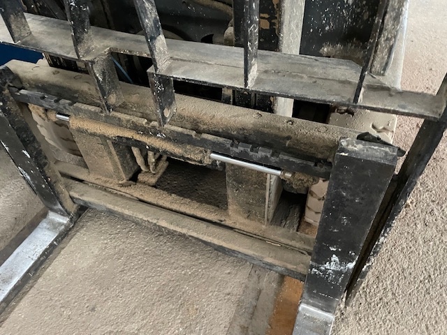 Elektrický vysokozdvižný vozík TOYOTA - 4