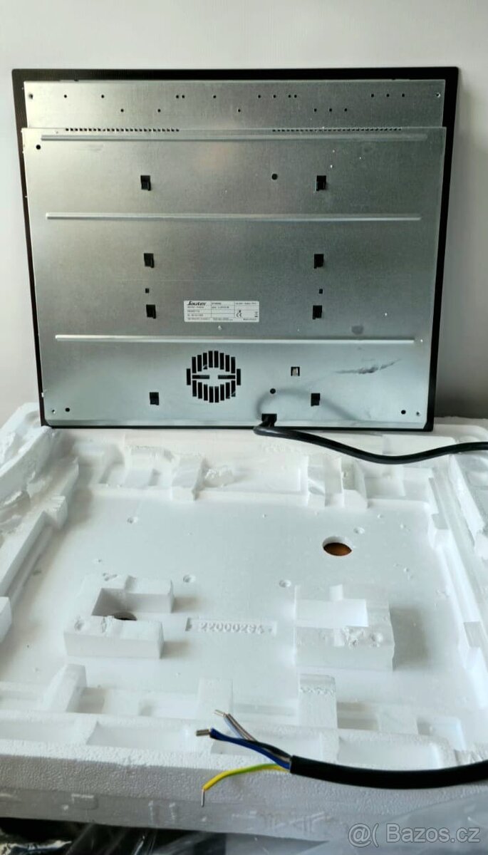 Indukční varná deska Sauter SPI4664B - 4