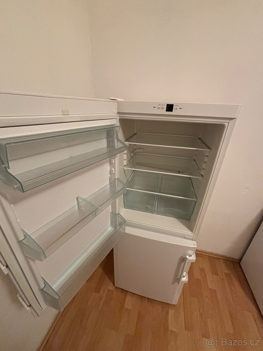 Lednice s mrazákem LIEBHERR - 4