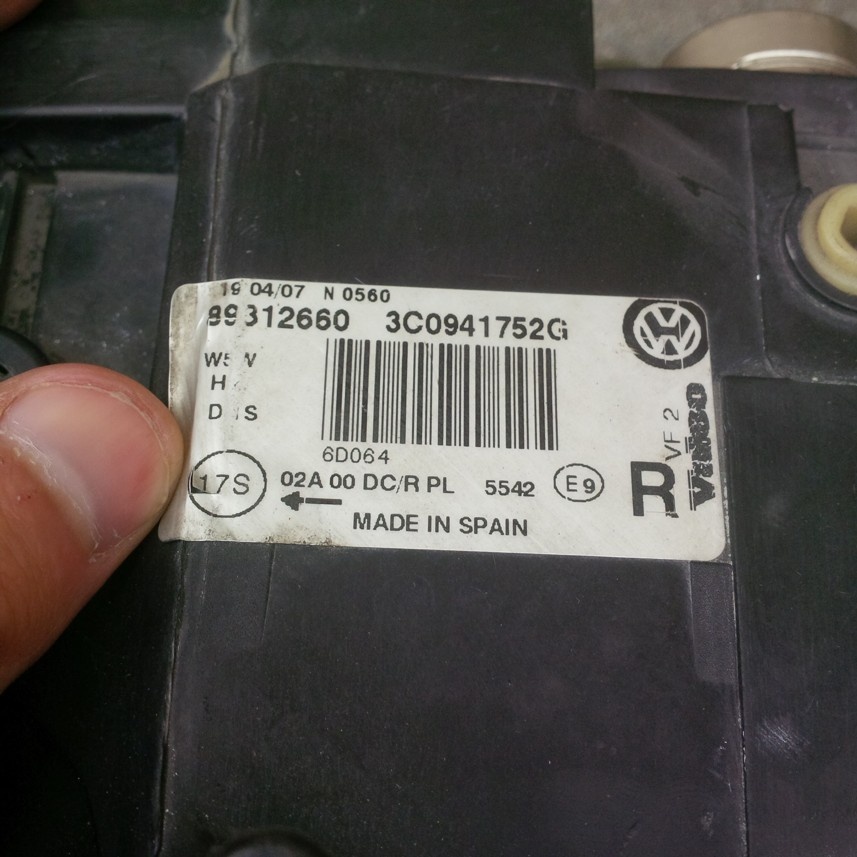 xenony vw passat b6 3C pravy levy 05-07 - 4