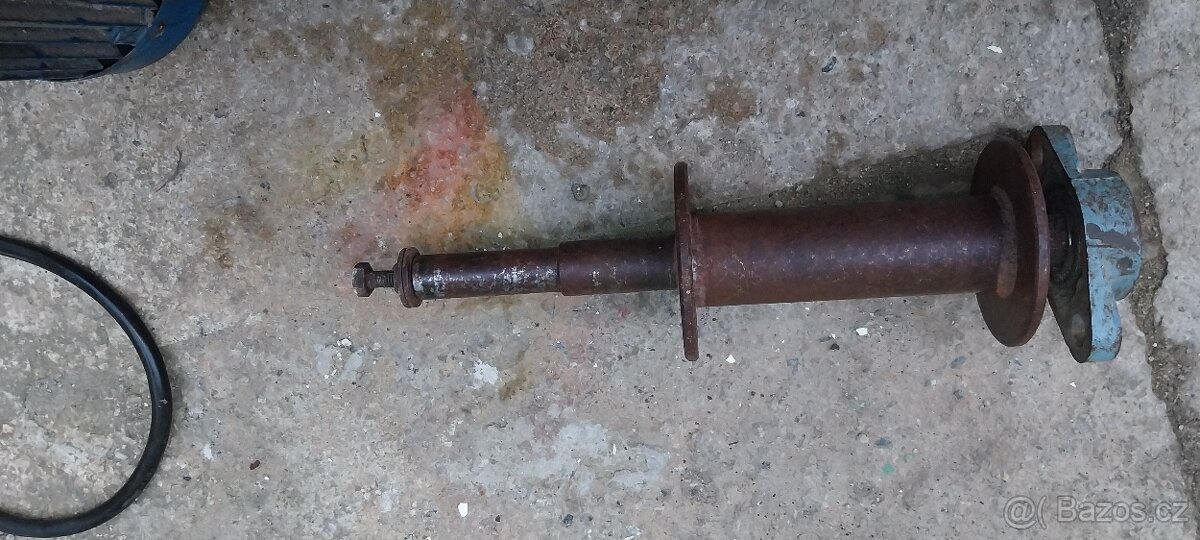 Prodám motor, převodovkou, na vrátek - 4