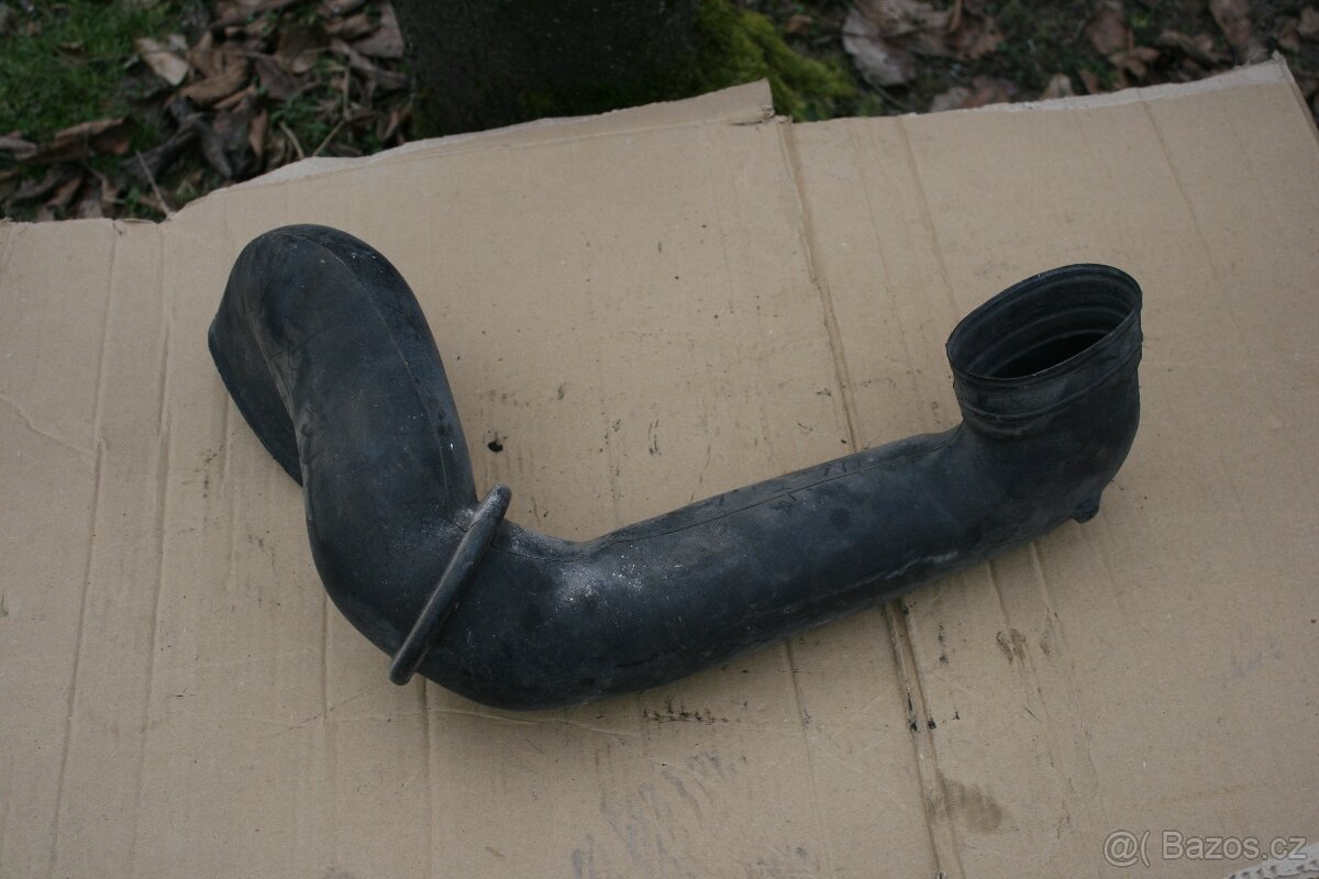 Trubka vzduchová Mercedes Sprinter 312D, 212D, 412D - 4