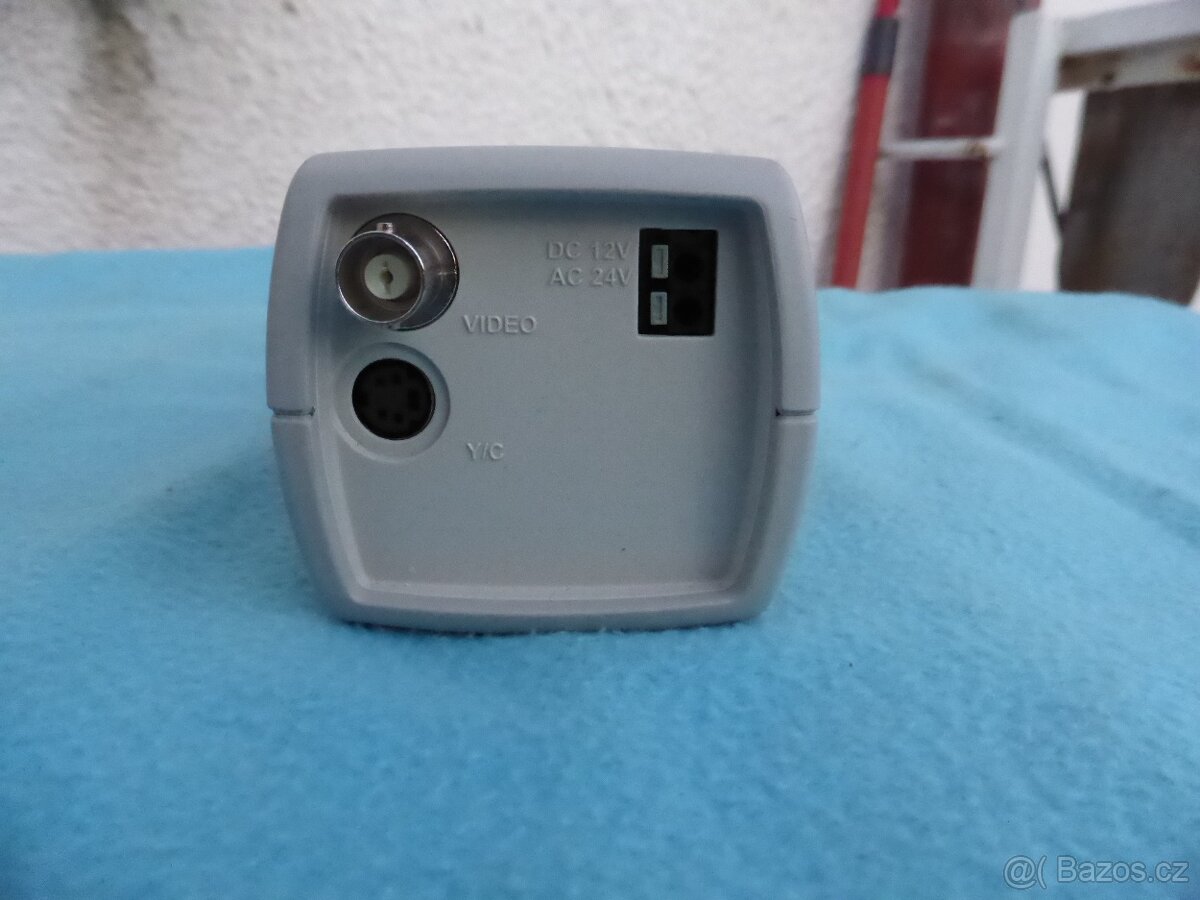 Digitální barevná kamera BOSCH se ZOOM objektivem - 4