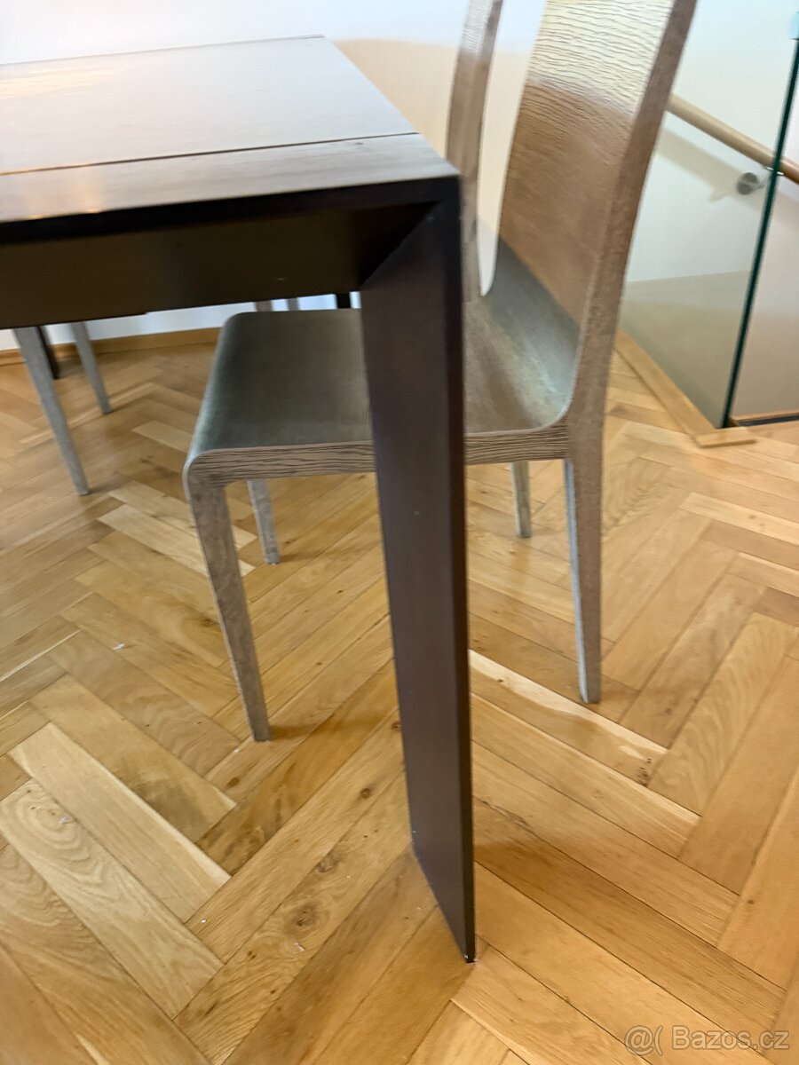 Jídelní stůl Pedrali - 4