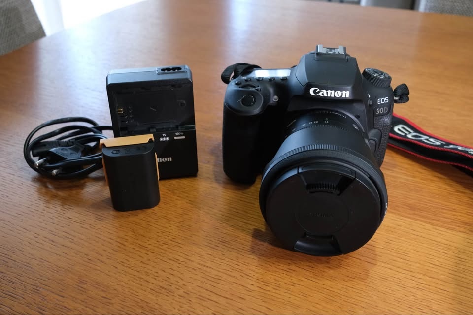 Canon eos 90D - 4
