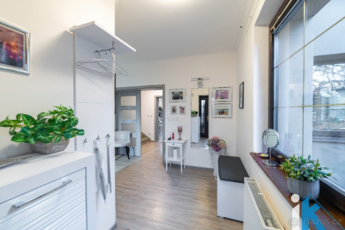 Vybavený rodinný dům 5+1 - 4